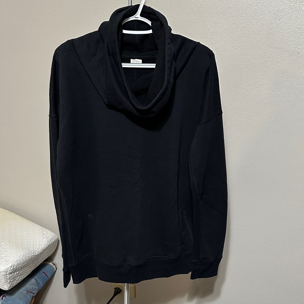 ZYIA Black Activewear Top